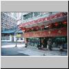 Hong Kong Island -  Sheung Wan, an der Hollywood Road, hinten der Man Mo Tempel