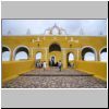 Izamal - Kloster San Antonio de Padua, der Weg zum Haupteingang